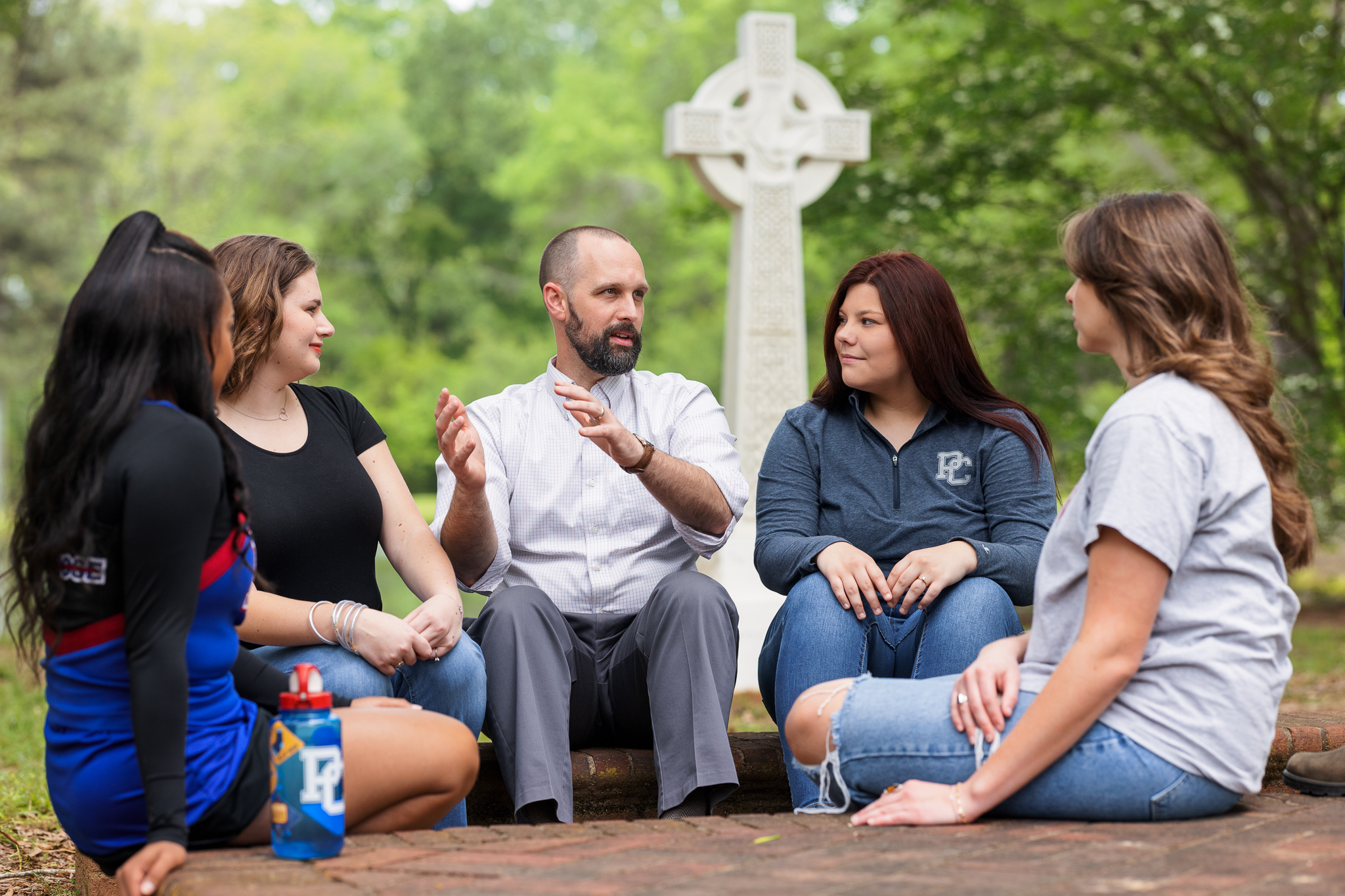 Rev. Dr. Buz Wilcoxon with students.