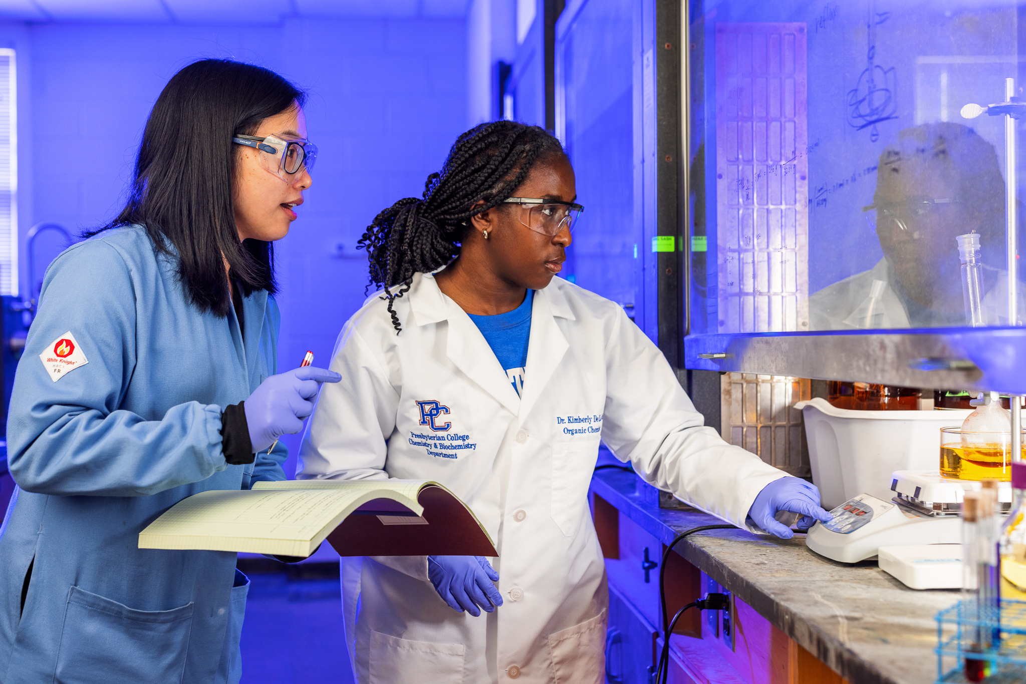 Presbyterian College student, Lasha Facey, working with Chemistry professor in a lab.