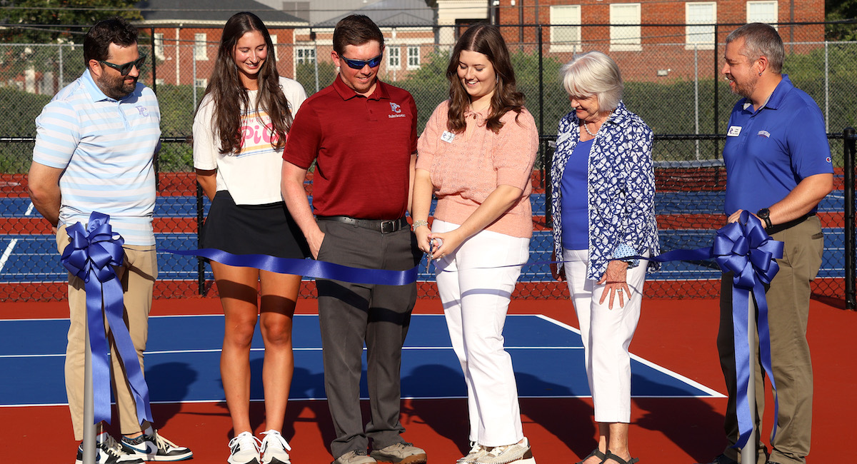 Dr. Austin Shull, Natalie Paxton, Mitchell Plumer, Margaret Leonard, Dr. Anita Gustafson, and Dr. Drew Peterson cut the ribbon for the renovated Callaway Courts at Presbyterian College.