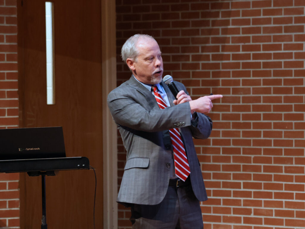 Creighton Waters during his lecture at Presbyterian College. 