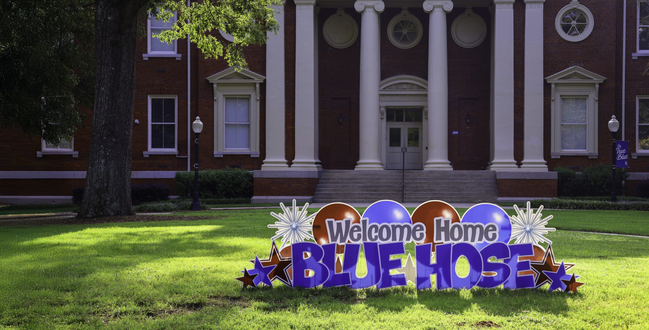 Move in day "Welcome Home Blue Hose" sign.