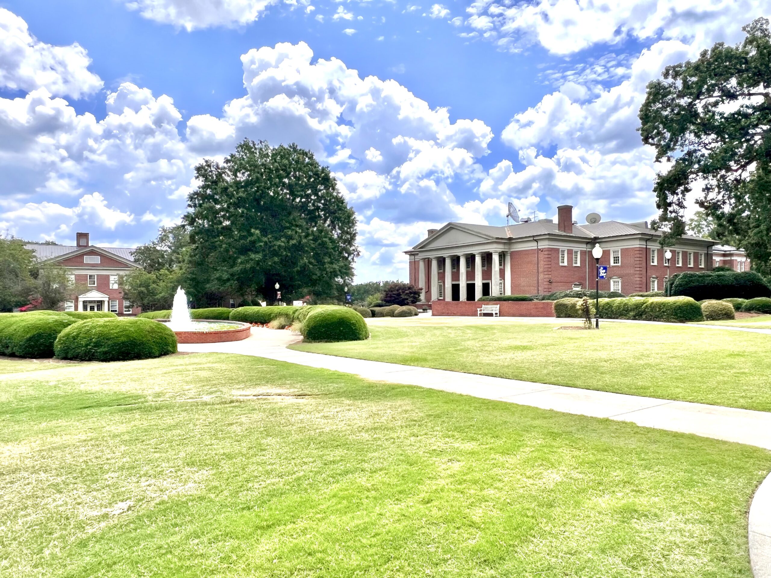 A view of Thomason Library.