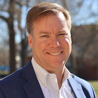 Robert Thomas is a 1994 graduate of Presbyterian College and a member its Board of Trustees.