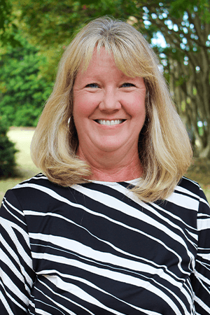 Dionne Tavenner Headshot